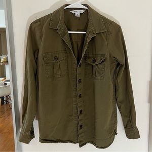 Old Navy Button-down Long-sleeve Shirt